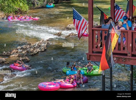 Tubing Chattahoochee Hi Res Stock Photography And Images Alamy