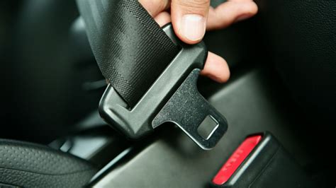 ⭐ why is it important to wear your seatbelt five important reasons why you should always wear a