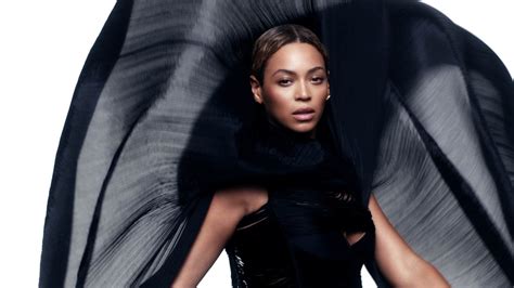 Beyoncé Makes History With Fifth No1 Album Celebrity Bug