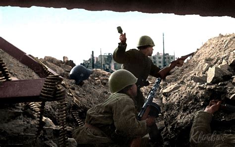 Street battle in Stalingrad | Battle of stalingrad, Battle 