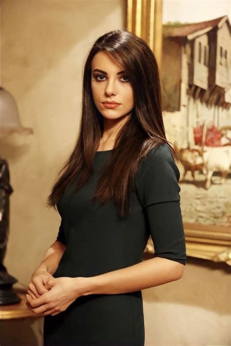 Pin By Pako Resendiz On Tuva Turkey In 2023 Turkish Women Beautiful Actresses Beautiful Figure