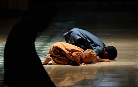 Our beloved prophet muhammad (saw). Is Tahajjud Prayer in Congregation Allowed?