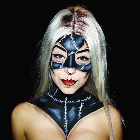 Pin By 𝕁𝕖𝕟𝕟𝕚𝕗𝕖𝕣 𝕃𝕪𝕟𝕟𝕖♛ On Body Painting Comic Makeup Catwoman Makeup