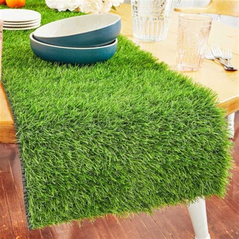 Juvale 6 Foot Synthetic Grass Table Runner For Party Decor 14 X 72