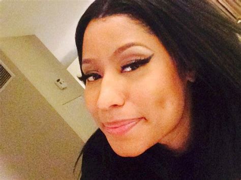 Nicki Minaj Uses Another Exotic Beach Pic To Hype Bed Teaser