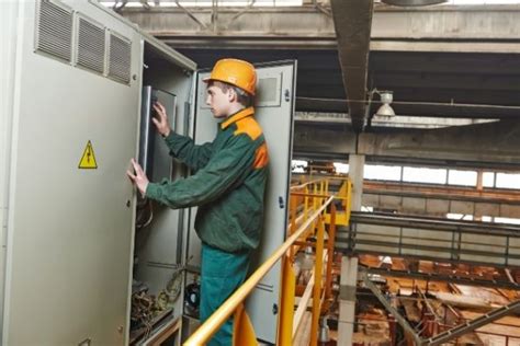 5 Reasons To Stay Up To Date With Equipment Maintenance Tunexp