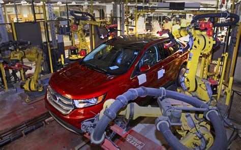 Canadian Union Unifor Pressures Ford For Oakville Plant 