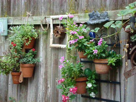 A wide variety of decorate your fence options are available to you, such as pressure treated wood type, feature, and plastic type. Amazing Ideas to Decorate Your Garden Fence - The ...