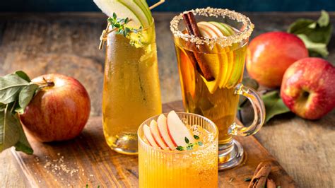 Thanksgiving Cocktails To Dress Up Your Table