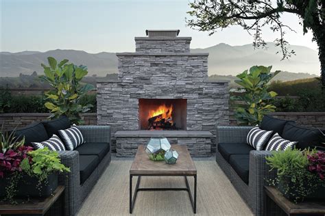 Turn Up The Heat 7 Hot Products For Outdoor Kitchens Custom Home
