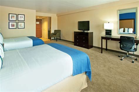 Discount Coupon For Holiday Inn Hotel And Suites Phoenix Airport In