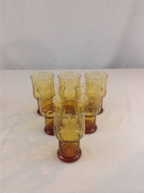 Vintage Libbey Amber Lot Of 6 Embossed Flower Daisy Drink Glasses Meals Liquid Libbey