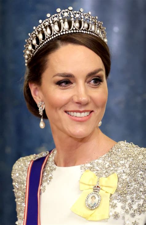 Kate Middletons Tiara Pays Tribute To Princess Diana Popsugar