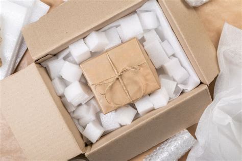 How Customized Shipping Boxes Protect Your Product