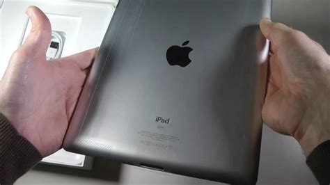 Apple Ipad 2 First Uk Unboxing And Product Tour Youtube
