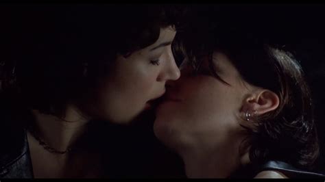 Bound 1996 Gina Gershon Jennifer Tilly Kissing Scene YouTube