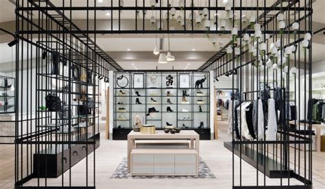 Retail Visual Merchandising Trends And Examples With Images