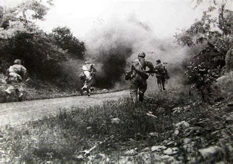 chinese soldiers from the 348th regiment assaulting positions held by us 1st cavalry division