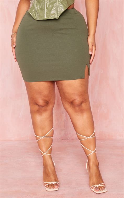 plus khaki side split crepe mini skirt prettylittlething aus