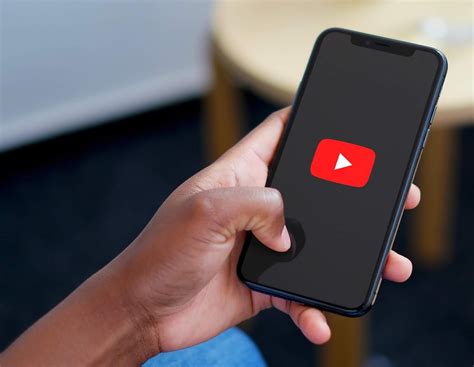 YouTubes Mobile App Gets A Redesigned Video Watch Page