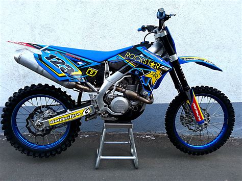 The world of motocross is fast moving. Pictures Of Dirt Bikes from DecalLab Custom Mx Graphics ...
