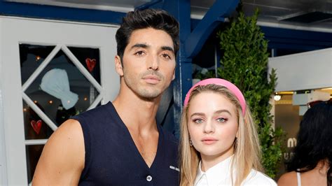Kissing Booth Stars Joey King And Taylor Zakhar Perez Reunite In Viral