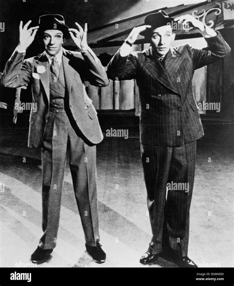 Blue Skies 1946 Paramount Film Mit Fred Astaire Auf Der Linken Seite