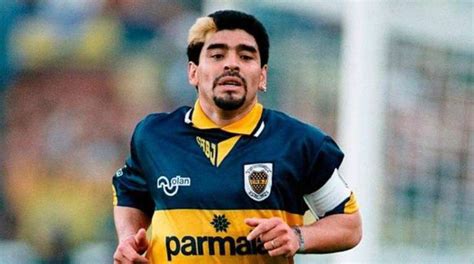 Murió Diego Maradona Los Diseños De Las Camisetas Más Icónicas De Su Carrera Tn