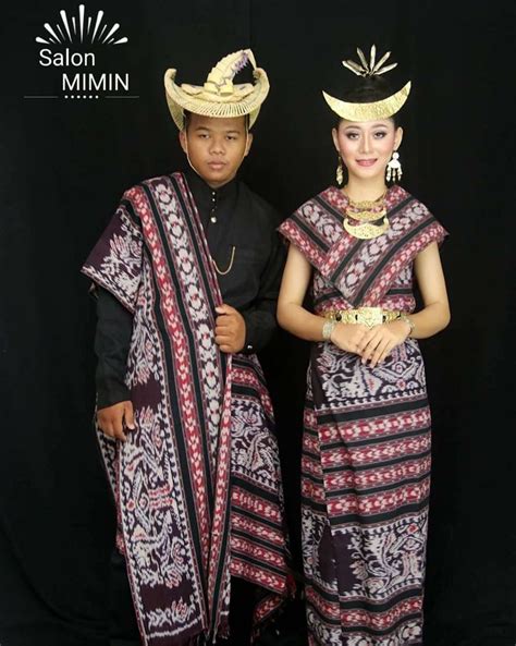 Pin By Grace Mambu On Nusantara Pakaian Wanita Ide Kostum Kostum
