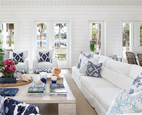 Creating A Perfect Beach Themed Living Room On A Budget