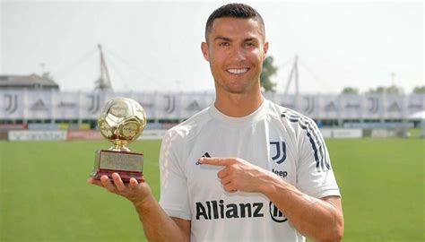 Football News Cristiano Ronaldo Receives Iffhs Worlds Best