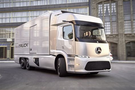 Daimler Delivers Its First All Electric Trucks In Europe German World