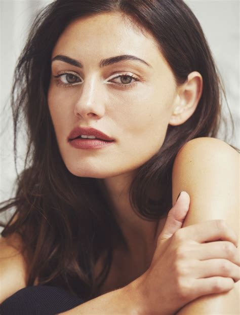 Rate Australian Actress Phoebe Tonkin Page 3