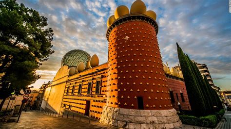 Dalí Theatre Museum In Spain Most Surreal Museum In Europe Cnn Travel