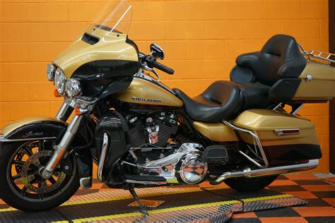 Pre-Owned 2017 Harley-Davidson Touring Ultra Limited FLHTK