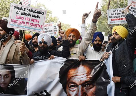 Indian Sikhs Hold Placards Anti Pakistan Slogans Editorial Stock Photo