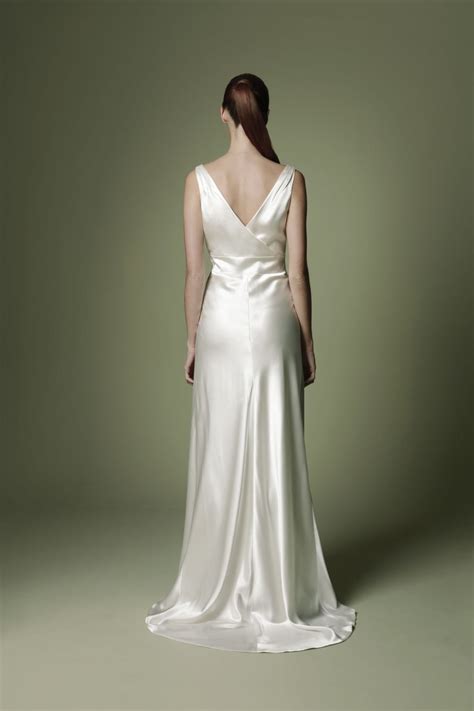 We've got a list of the best places to buy your ideal retro gown. The Vintage Wedding Dress Company 2013 Bridal Collection