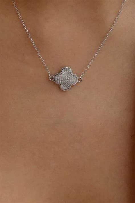 Kaylee Clover Necklace Silver Shopperboard