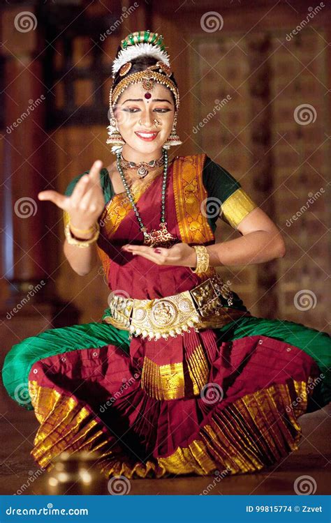 beautiful indian girl dancing kuchipudi indian dance editorial stock image image of culture