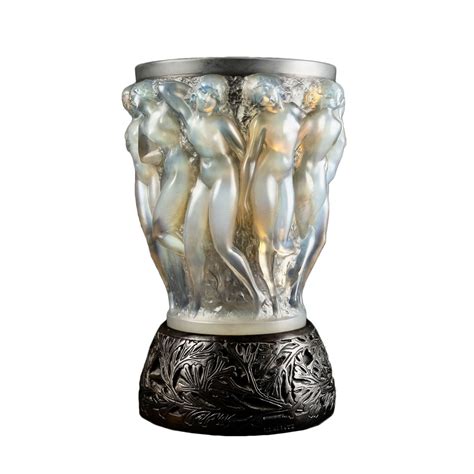1927 René Lalique Bacchantes Vase Ref100800