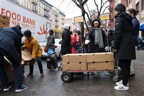 Here are example stop & shop thanksgiving dinner choices. Stop & Shop kicks off Thanksgiving Turkey Tour in Harlem ...