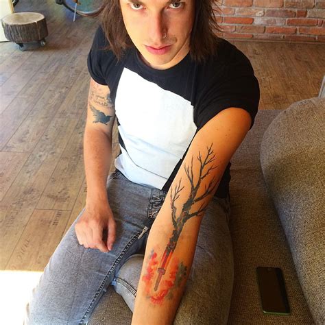 Watercolor tattoo techniques can be tricky to get right, though, so take this into account when choosing your tattoo artist or studio. Tree Tattoo on Arm | Best Tattoo Ideas Gallery