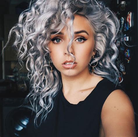 Let's find your silver curly holy grail. Pin on ★ H A I R