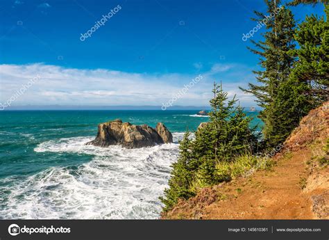 Pacific Coast Landscape — Stock Photo © Haveseen 145610361