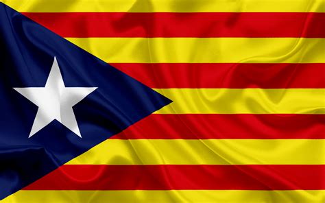 Beställ spanska nationsflaggan och flagga för spanien. Herunterladen hintergrundbild flagge von katalonien ...