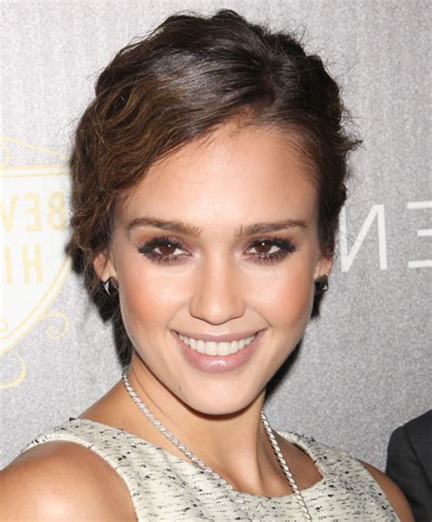 Jessica Alba Casual Soft Finger Wave Hairstyle for Women - Hairstyles ...