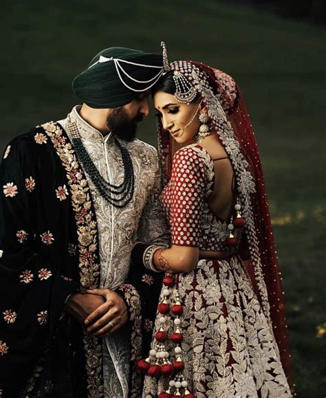 Pin By Raeesa On A Girl Can Dream Indian Wedding Photography Poses