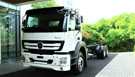 Mercedes Benz Axor M Cab Meluncur Kabin Lebih Lega Dan Spesial Untuk