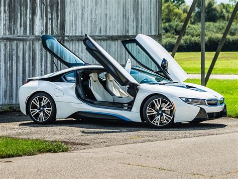2017 Bmw I8 Review Pricing And Specs