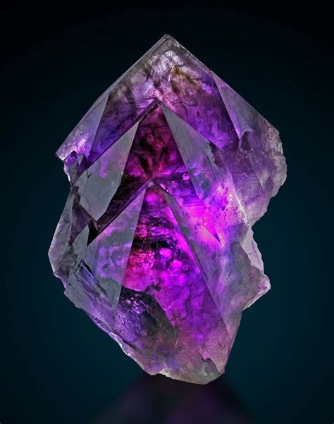 Amethyst Crystals Minerals And Gemstones Crystals Minerals